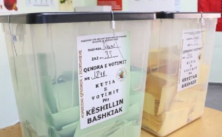  Si do jete fleta e votimit per zgjedhjet e 25 prillit: Ja variantet qe po diskuton KQZ